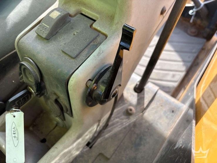 caterpillar-302.5c-image-27