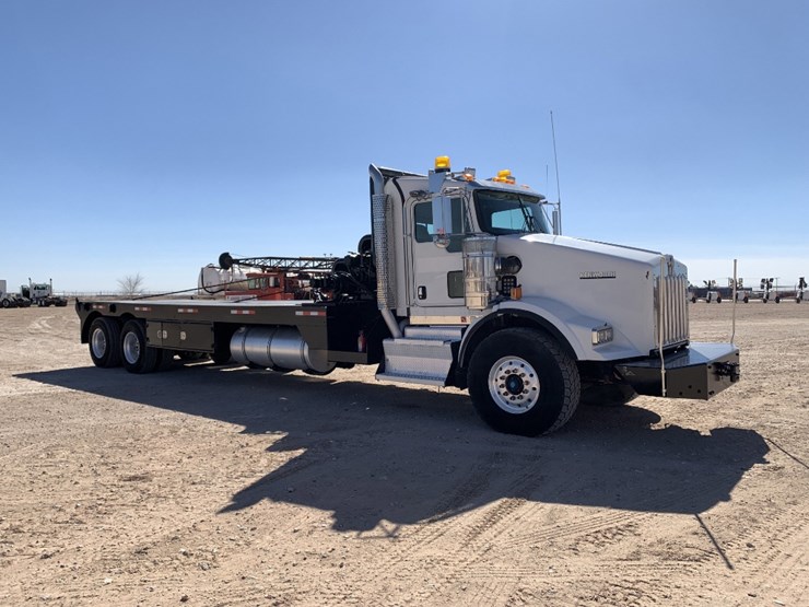 2014-kenworth-t800-image-2