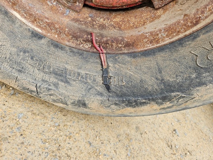 massey-ferguson-1085-image-49