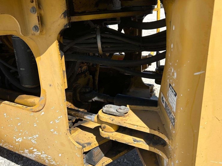 2002-deere-544h-image-34