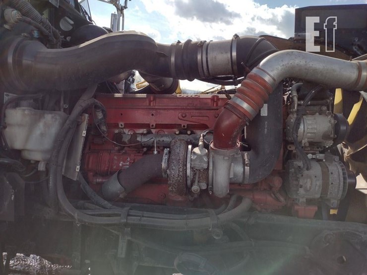 2007-peterbilt-379-image-41