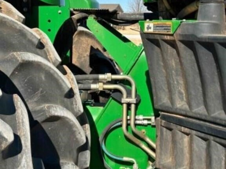 2014-john-deere-9460r-image-14