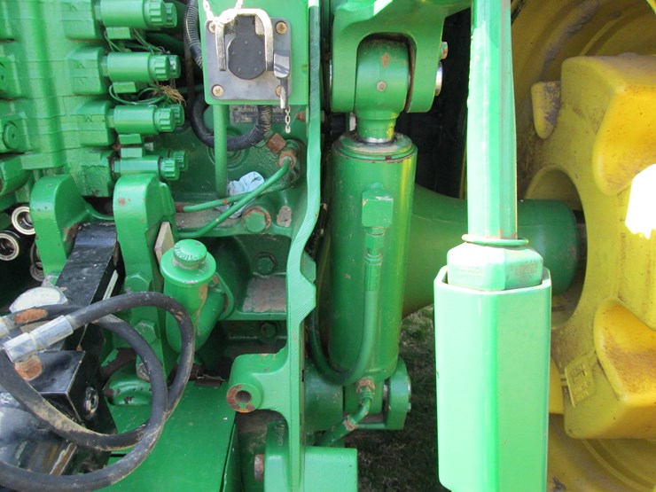 john-deere-8420-image-11