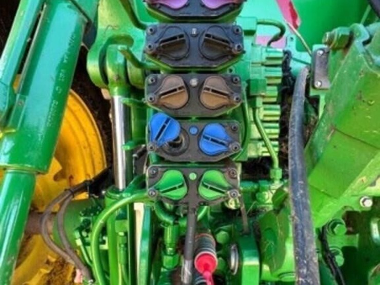 2016-john-deere-7230r-image-5