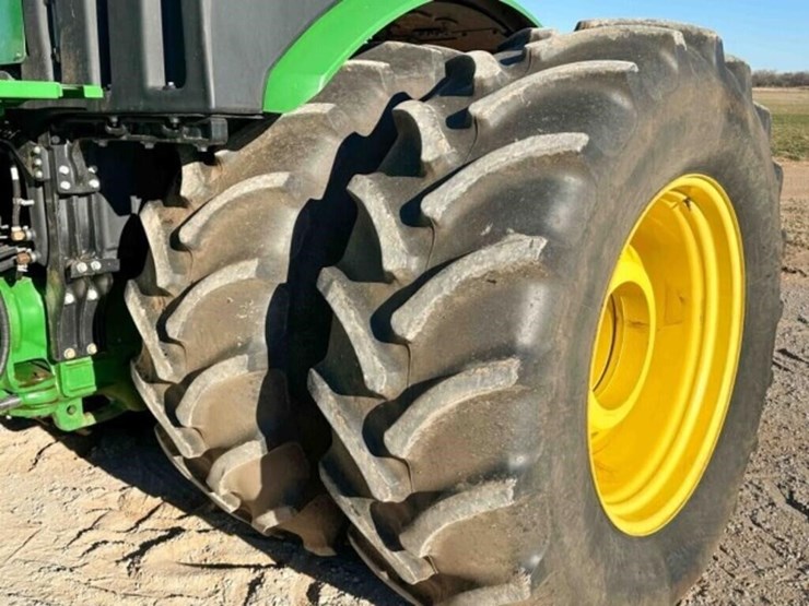 2017-john-deere-9520r-image-16