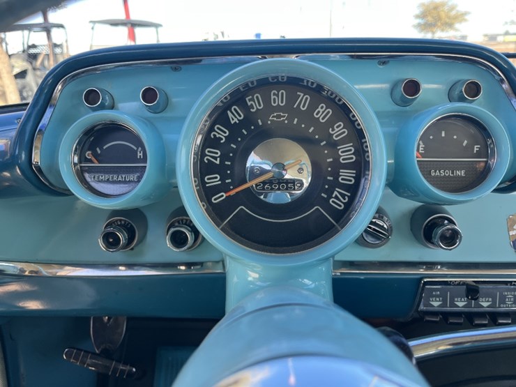 1957-chevrolet-210-4-door-sedan-image-12