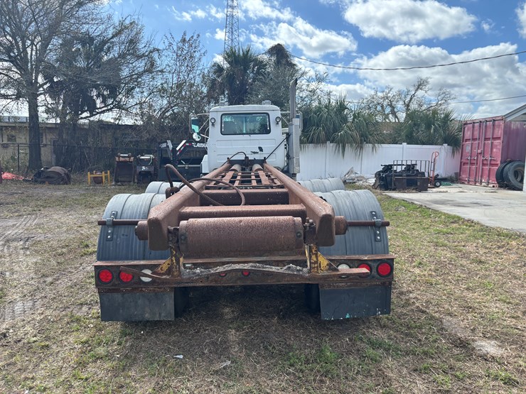 1999-mack-rd600-image-4