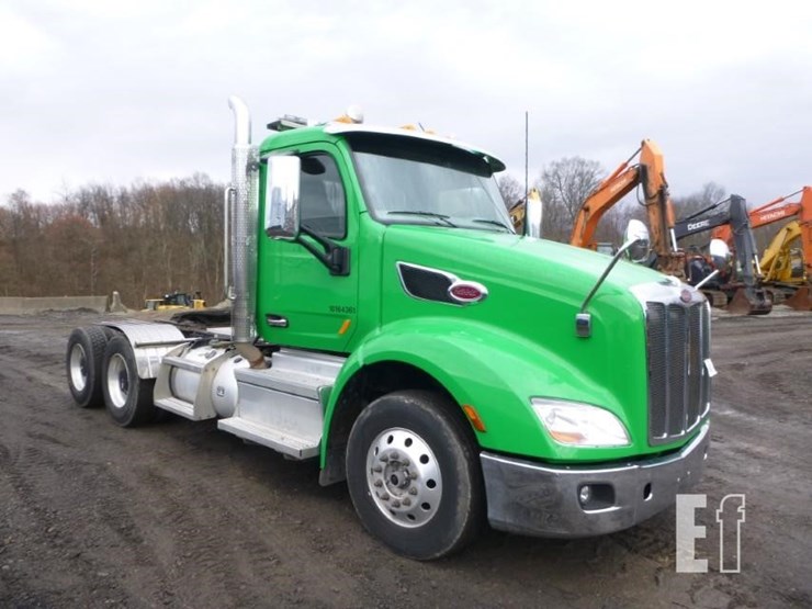 2020-peterbilt-579-image-33