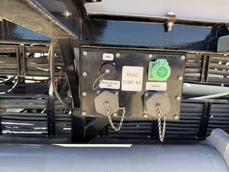 2020-nov-rolligon-big-bore-frac-15k-wp-4-axle-manifold-trailer-image-18