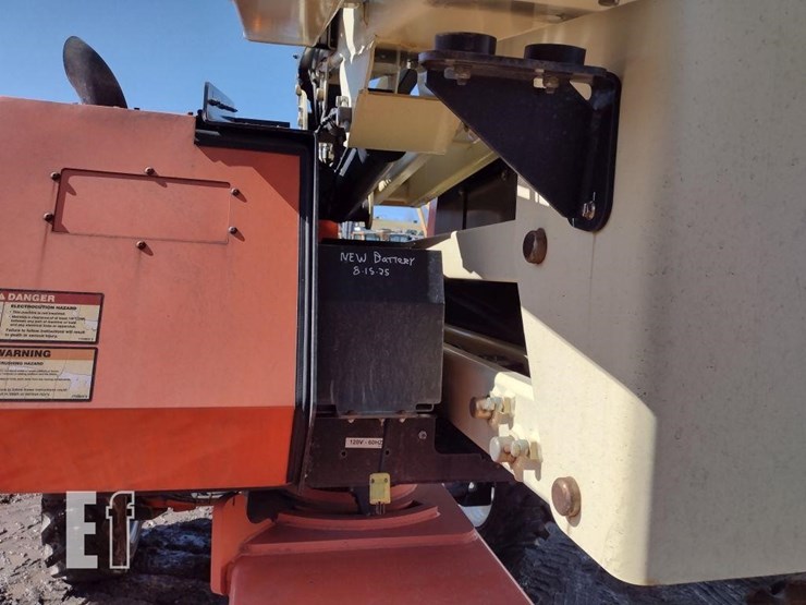 2015-jlg-340aj-image-19