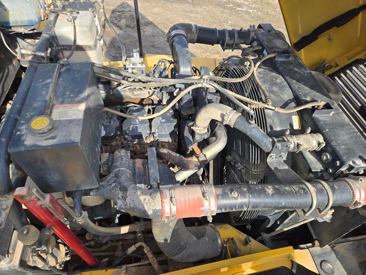 komatsu-hm400-2-image-46