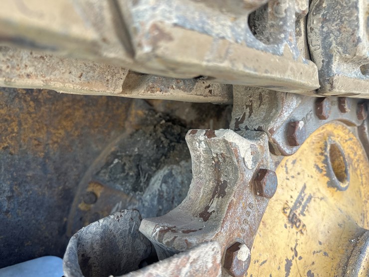 caterpillar-d5c-image-47