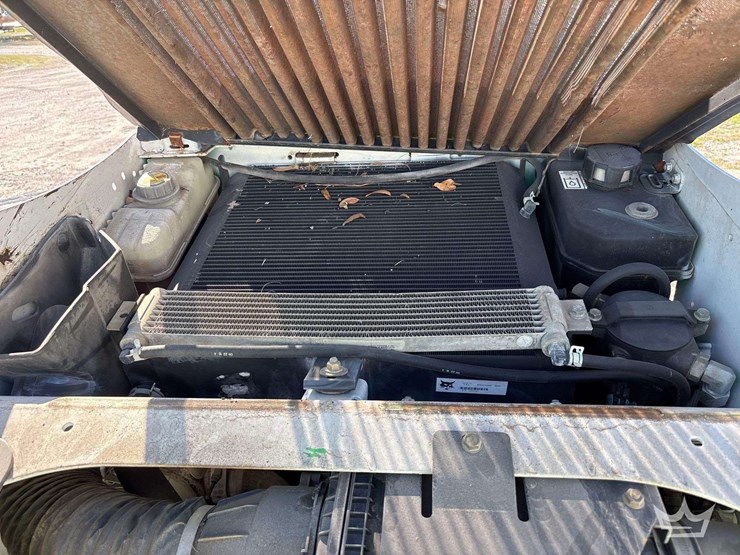 2017-bobcat-t550-image-13