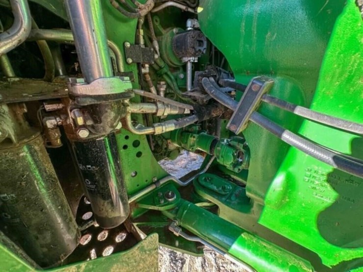 2017-john-deere-9520r-image-10
