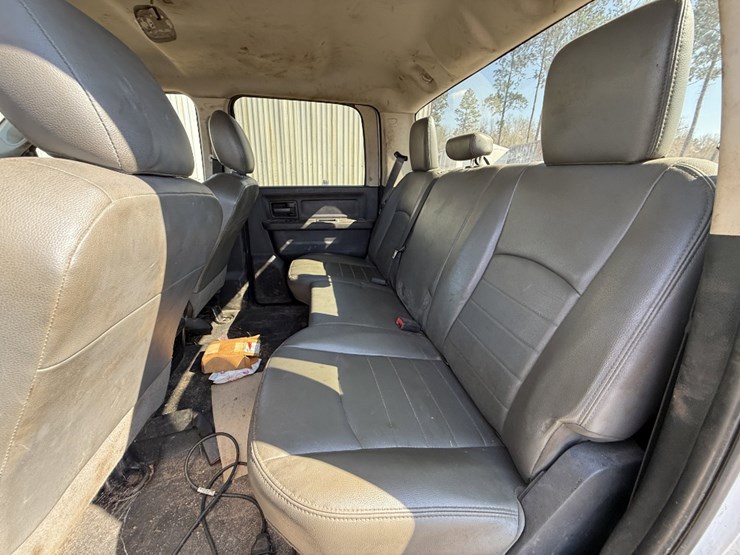 2018-ram-3500-hd-image-23