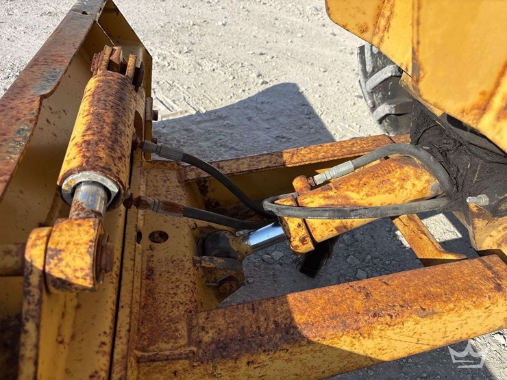 1996-vermeer-v-3550-ride-on-trencher-image-16