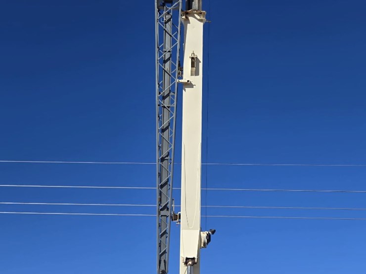 2014-terex-rt230-image-5