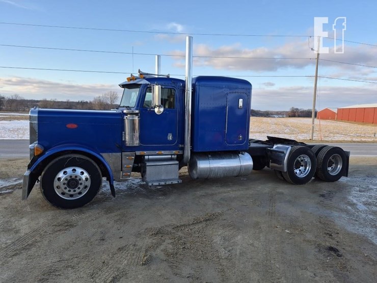 1995-peterbilt-379-image-17