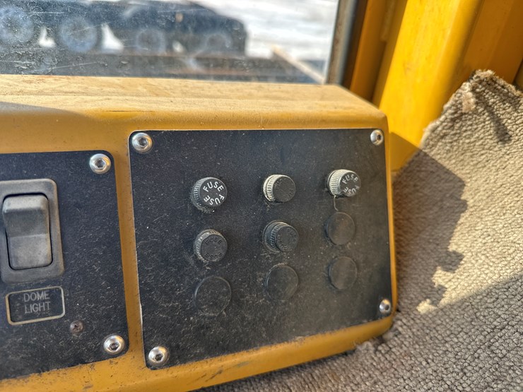 caterpillar-d5c-image-36