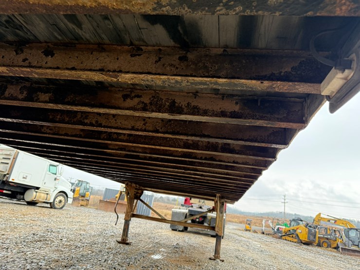 1993-trailmobile-van-image-13