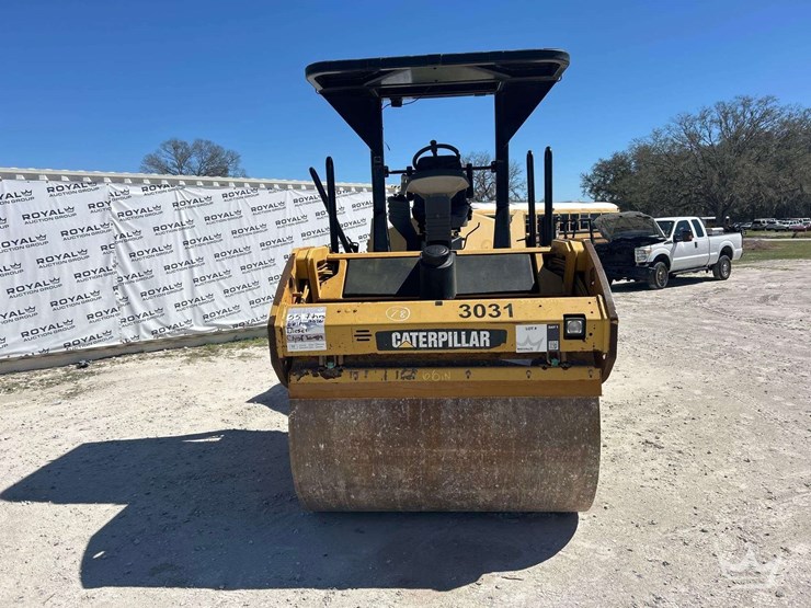 2012-caterpillar-cb54-image-20