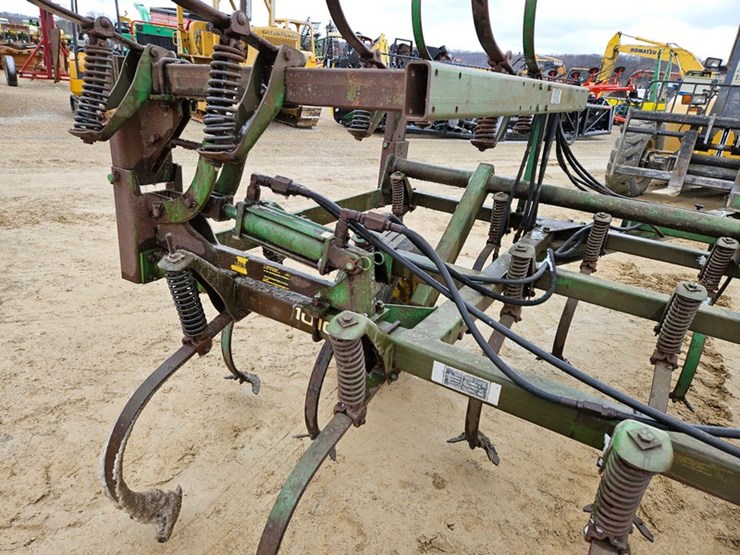 john-deere-1010-image-19