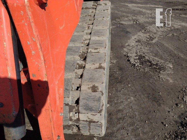 kubota-svl75-2-image-26