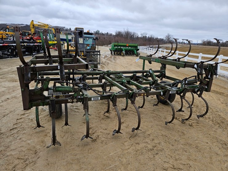 john-deere-1010-image-20