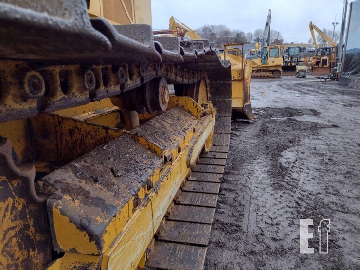 2015-deere-650k-lgp-image-34