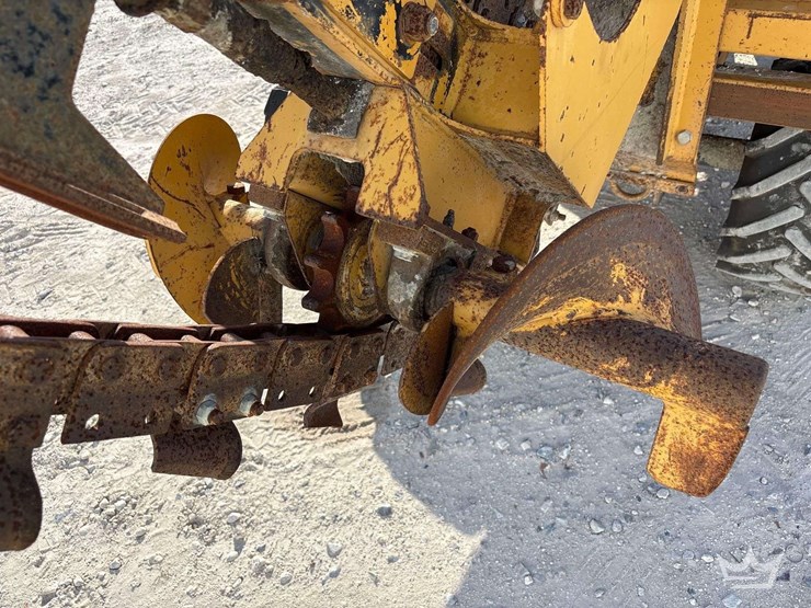 1996-vermeer-v-3550-ride-on-trencher-image-12