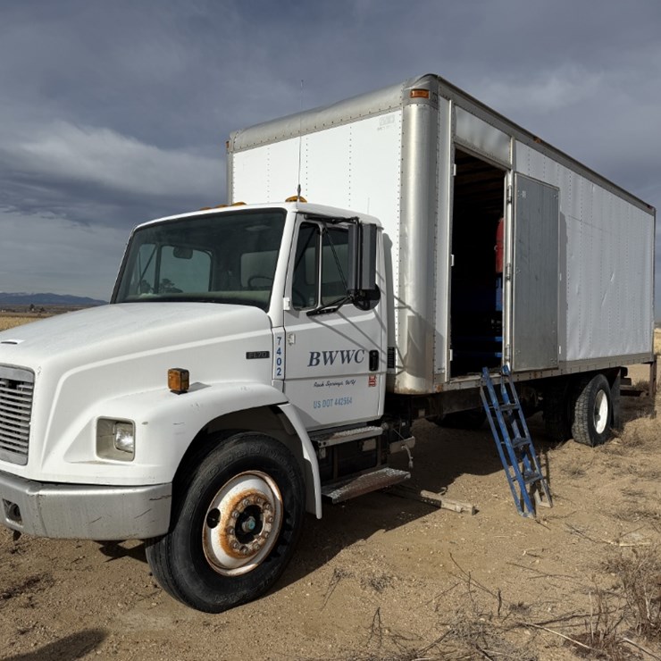 1996 FREIGHTLINER FL70