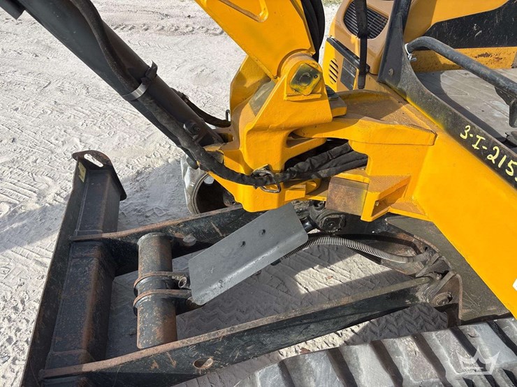 caterpillar-302.5c-image-13