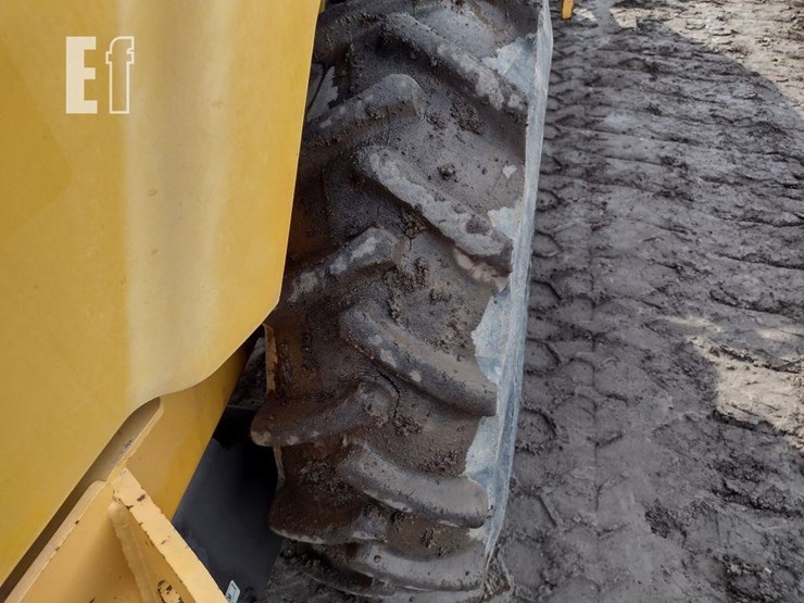 2017-volvo-sd45b-image-33