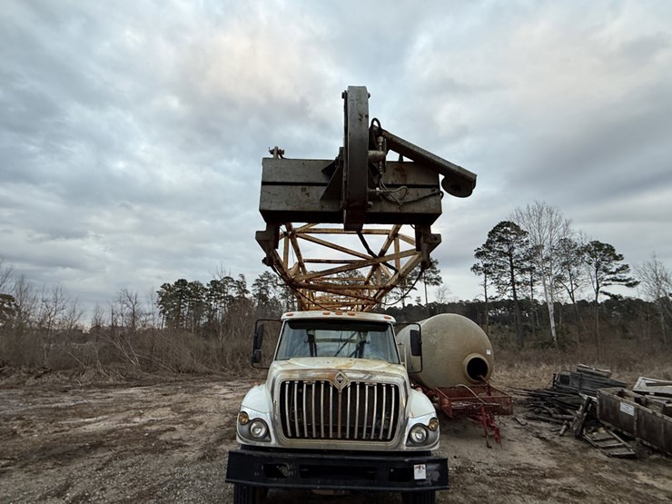 2009-international-workstar-7500-image-2