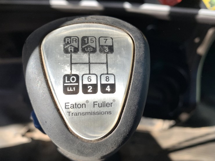 2015-kenworth-t800-image-14