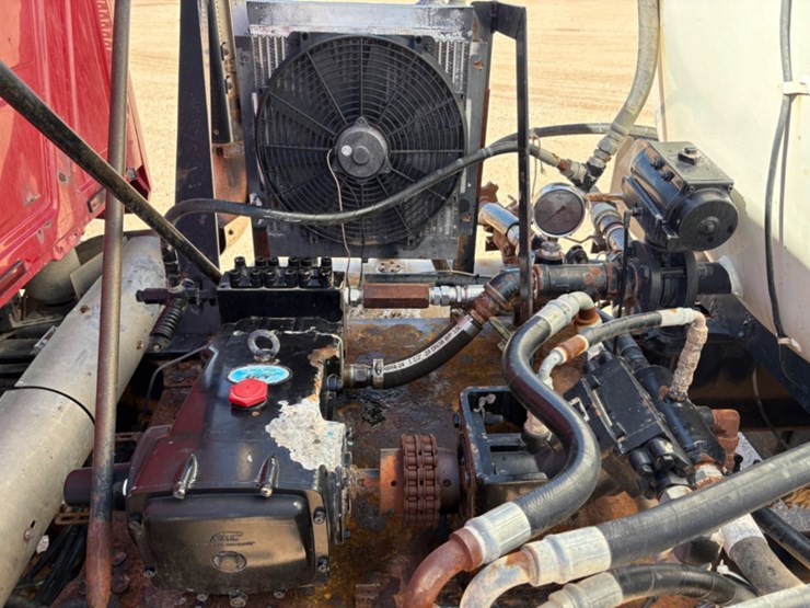 2009-mack-pinnacle-t/a-daycab-vacuum-truck-image-12