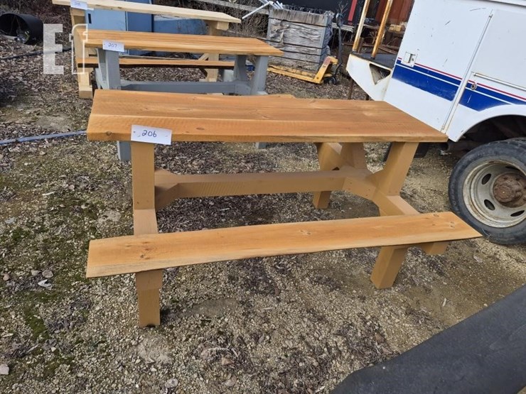 homemade-wooden-picnic-table-image-1