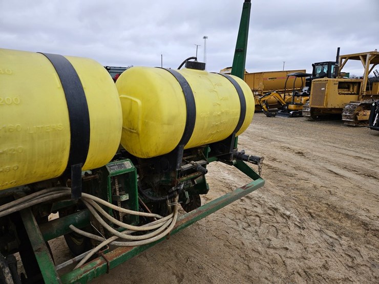 john-deere-7200-image-13