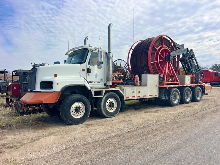 2002-international-cv-image-1