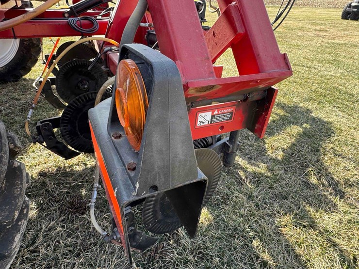 case-ih-2800-image-8