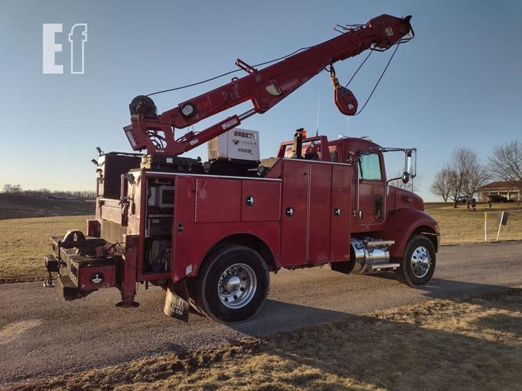 2013-peterbilt-337-image-67