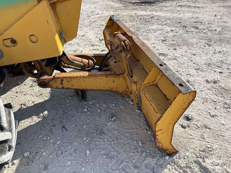 1996-vermeer-v-3550-ride-on-trencher-image-15