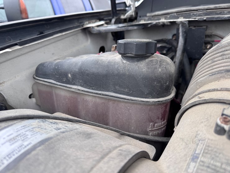 2010-chevrolet-2500hd-image-40