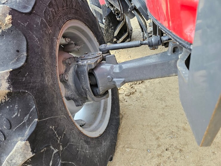 massey-ferguson-4707-image-48