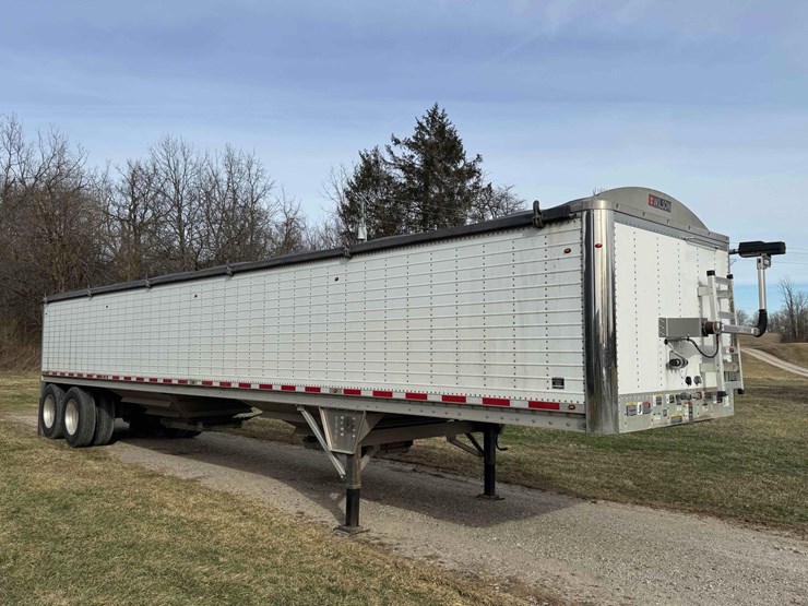 2017-wilson-grain-trailer-image-6