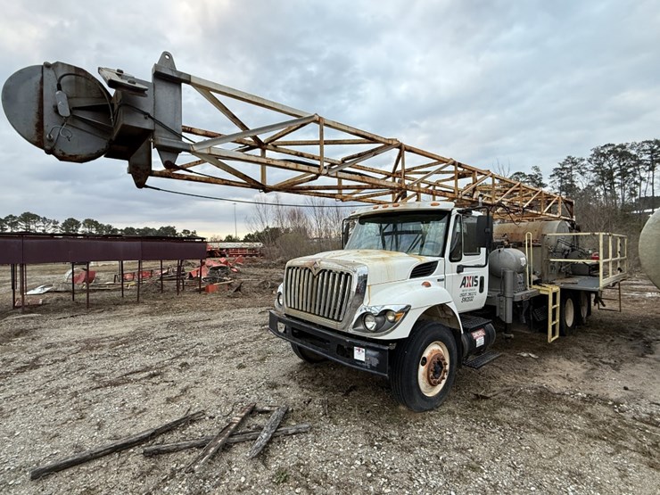 2009-international-workstar-7500-image-1