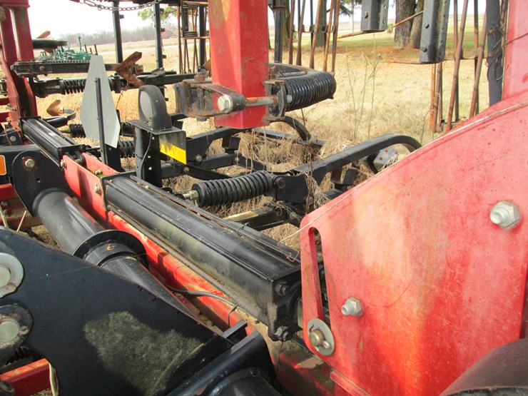 case-ih-200-image-13