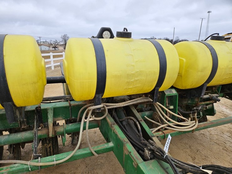 john-deere-7200-image-14