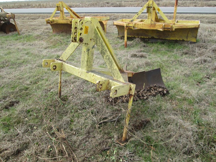 #27362-•-allen-mfg-v-ditcher-am2419108-image-1