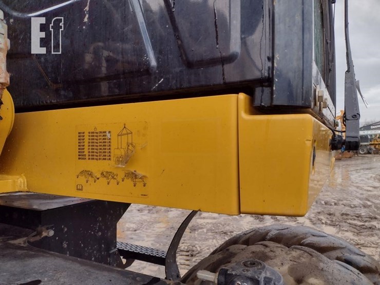 caterpillar-m322f-image-5